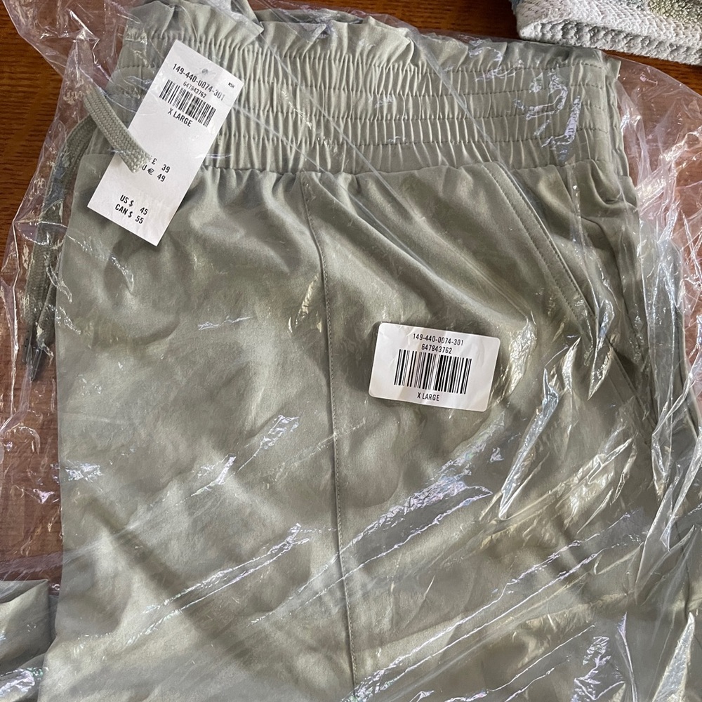 Sage green - Abercrombie & Fitch pull on shorts. Size XL